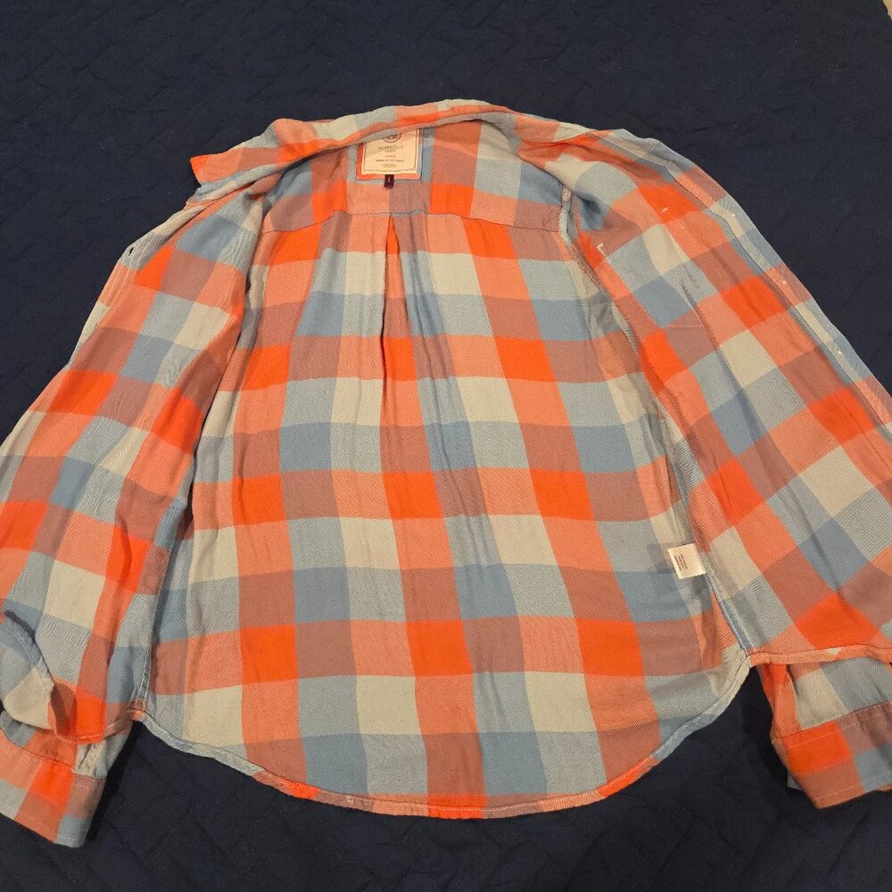 Button Up Soft Flannel - Picture 3 of 4